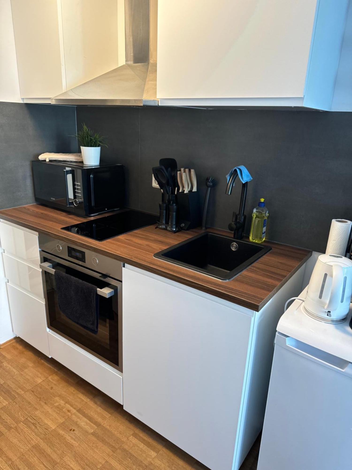 Moderne Ferienwohnung Mit Terrasse ヴュルツブルク エクステリア 写真